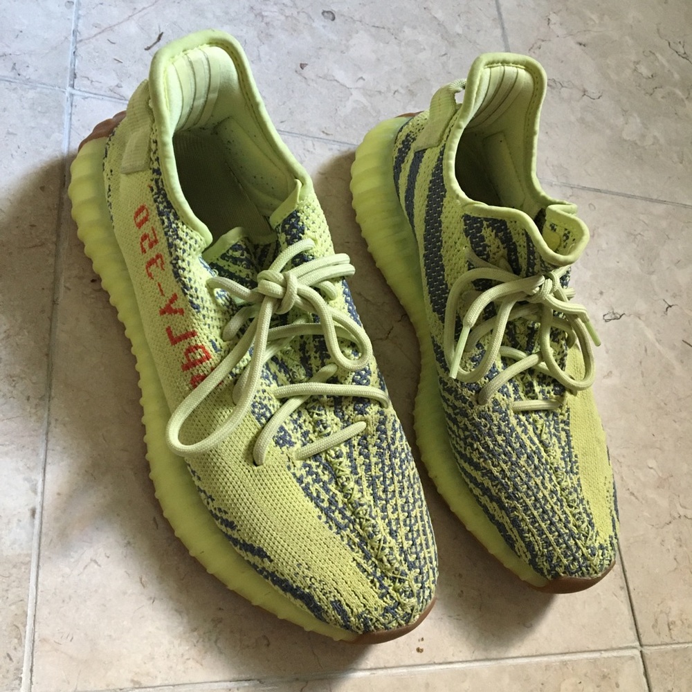 men’s size 8 adidas yeezy boost 350 V2
